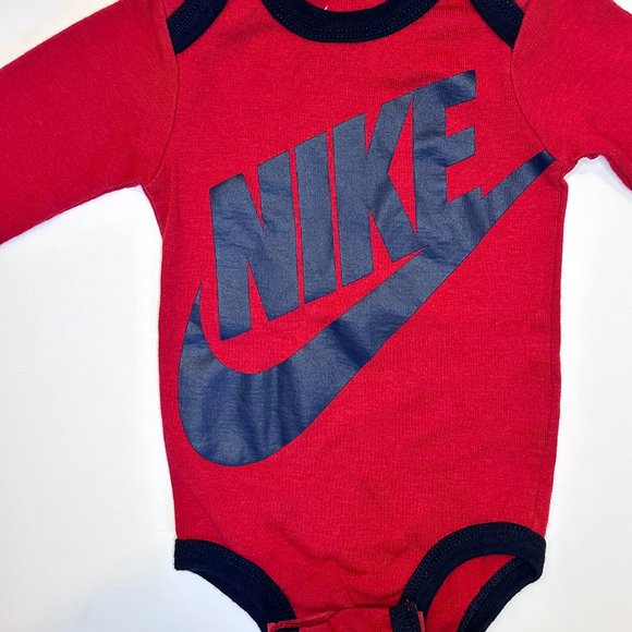 Nike Baby Onesie Sz 0-6 Months Red One Piece Bodysuit Long Sleeves EXC - Picture 2 of 6